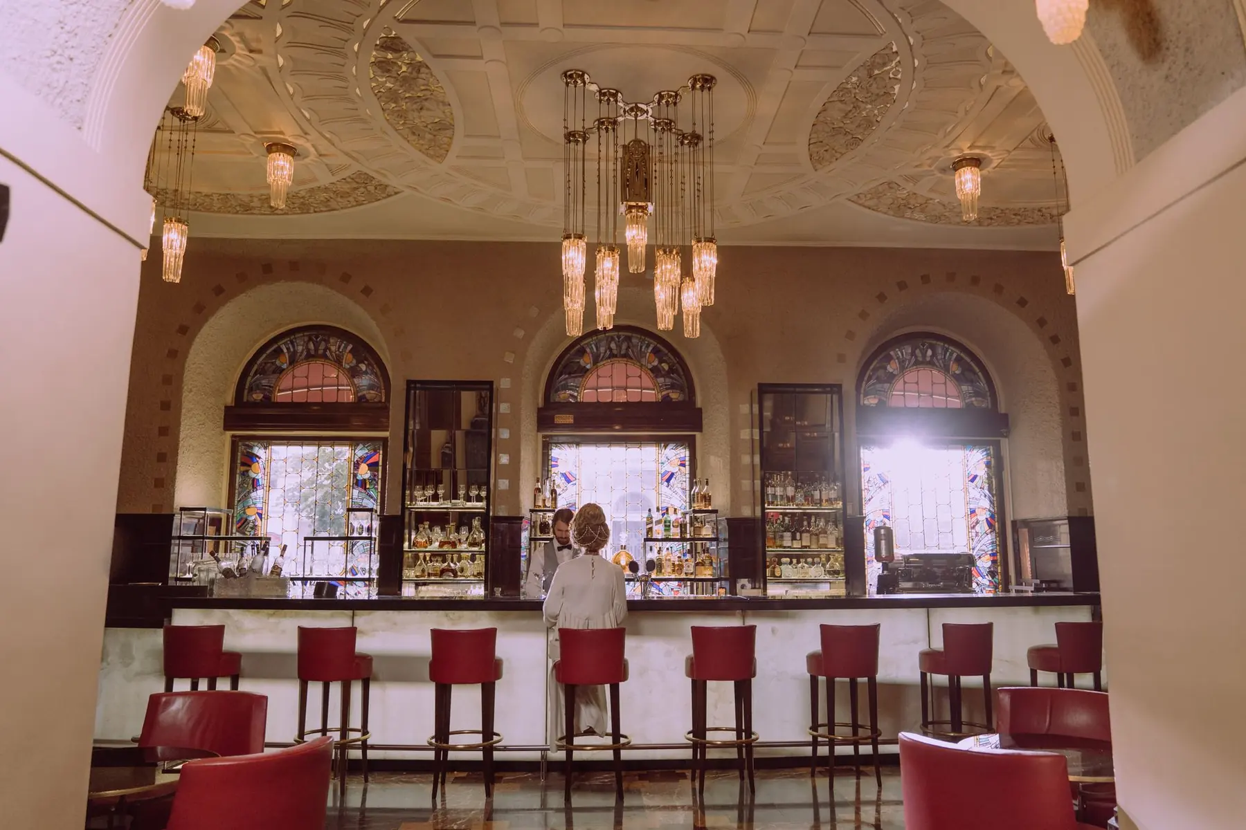 Café & Lounge